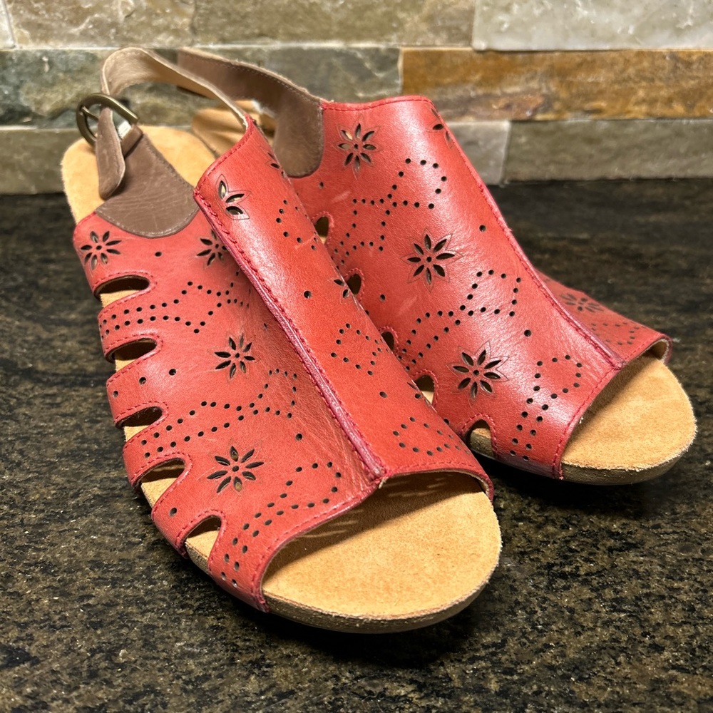 JOSEF SEIBEL | Pierced Leather Sandals | Sz 40